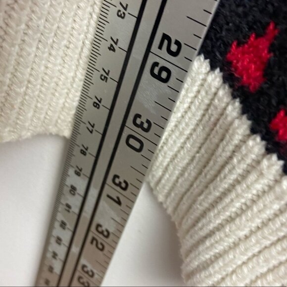 Urban Outfitters BDG Animal Games Pot Leaf Chunky Oversized Sweater Knit Weed L‎ - Picture 14 of 15